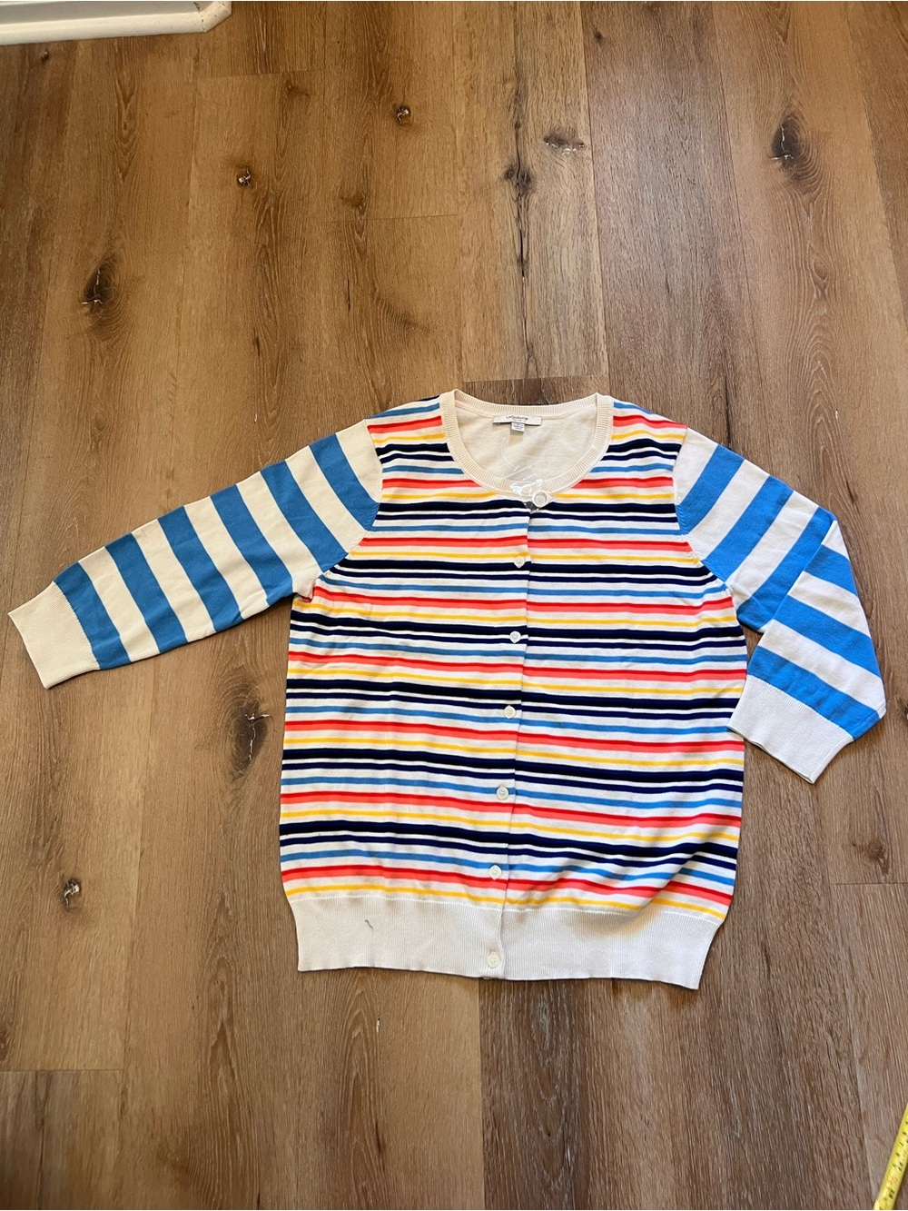 NWOT Liz Claiborne Large Multicolor Striped Button-Up Cardigan - Cream & Blue